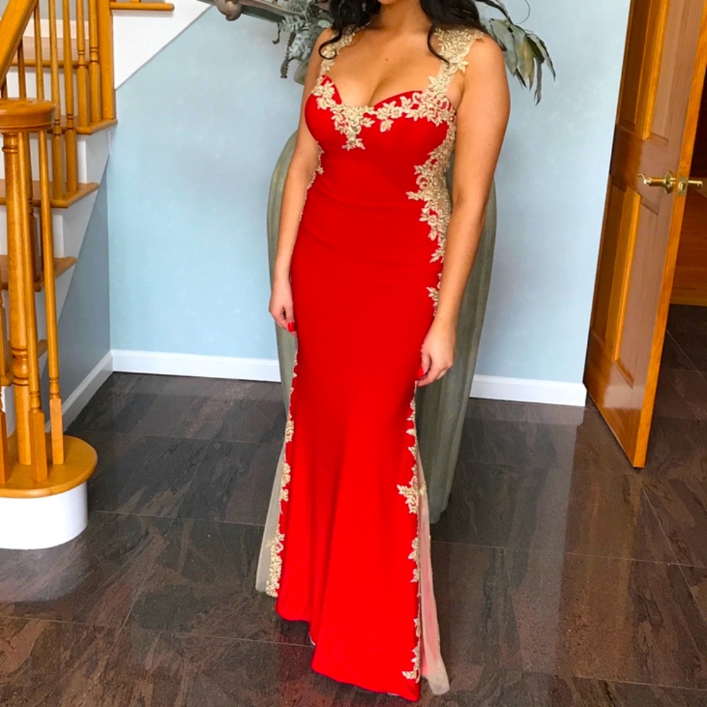 STUNNING red and gold detail prom dress